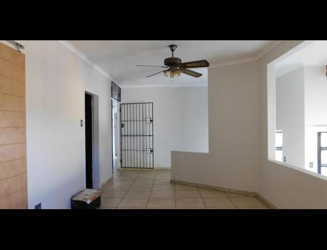 4 BEDROOM HOUSE FOR SALE IN MONTCLAIR